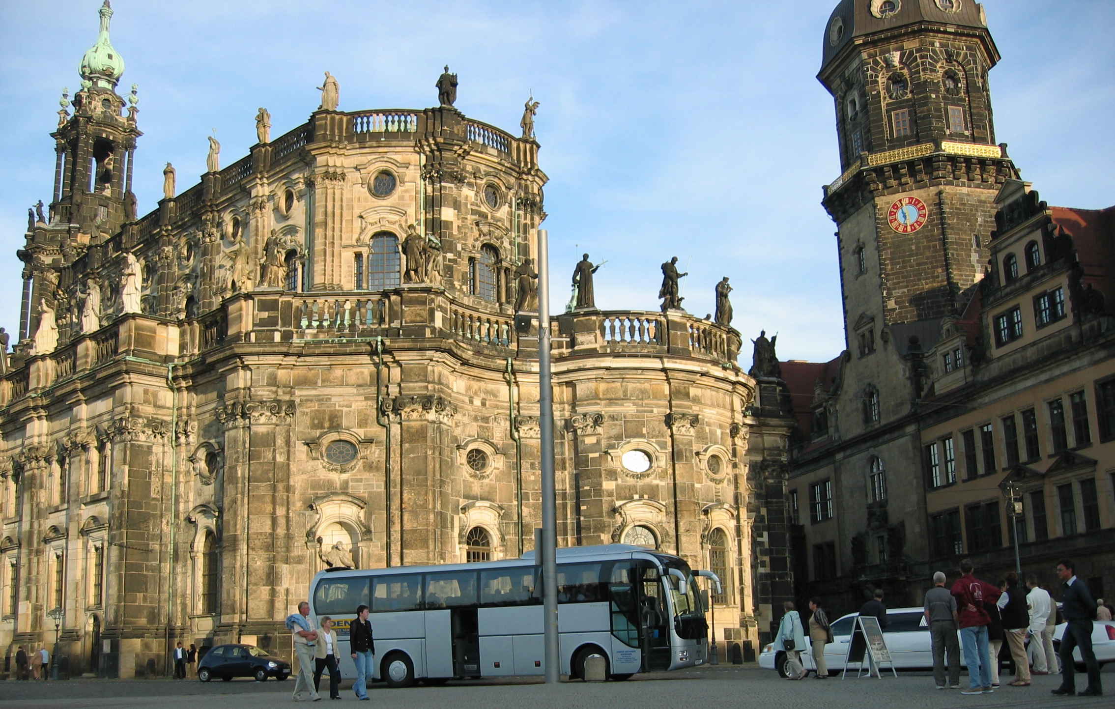 Bus Vereine Betriebe Schulbus und Ausflugsfahrten Tirol